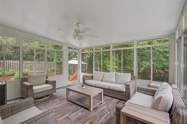 506 Broadstone Lane NW, Acworth, GA 30101