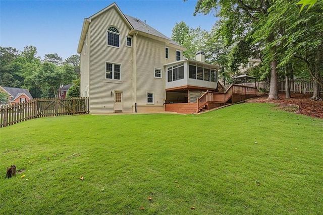 506 Broadstone Lane NW, Acworth, GA 30101