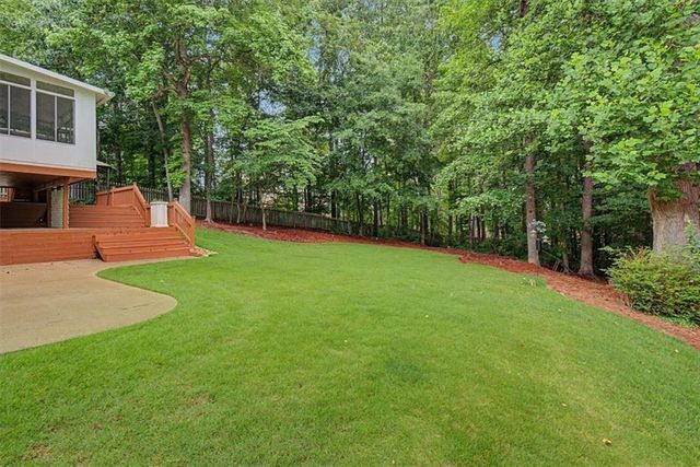 506 Broadstone Lane NW, Acworth, GA 30101