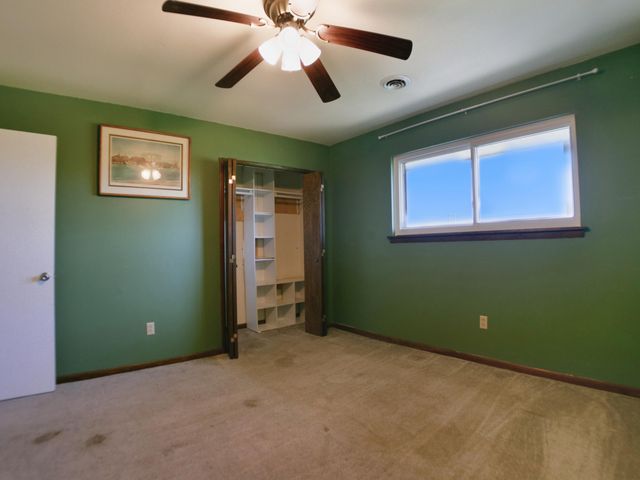 67601 E 94 Road, Wyandotte, OK 74370