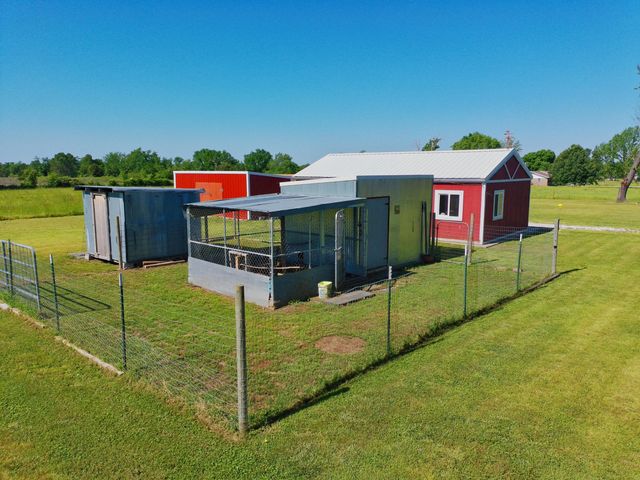 67601 E 94 Road, Wyandotte, OK 74370