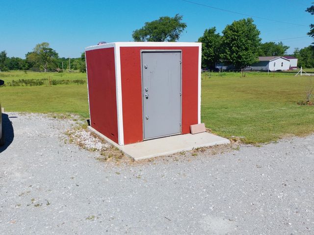 67601 E 94 Road, Wyandotte, OK 74370