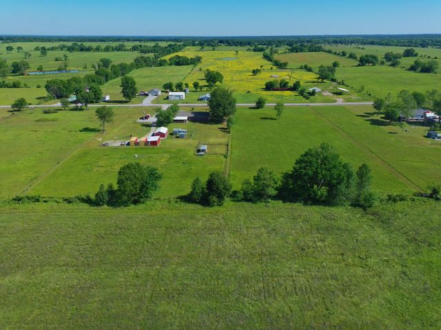 67601 E 94 Road, Wyandotte, OK 74370