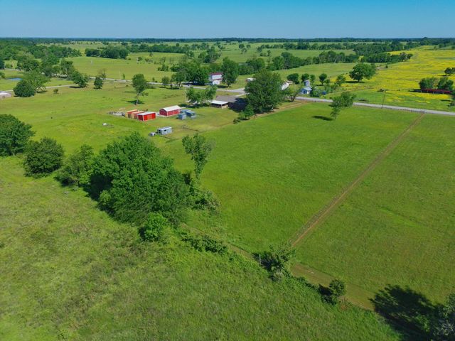 67601 E 94 Road, Wyandotte, OK 74370