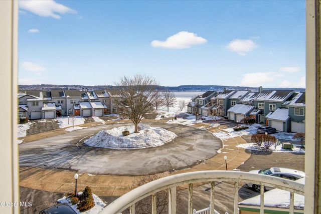 3 Beach Court, Saratoga Springs, Outside, NY 12866