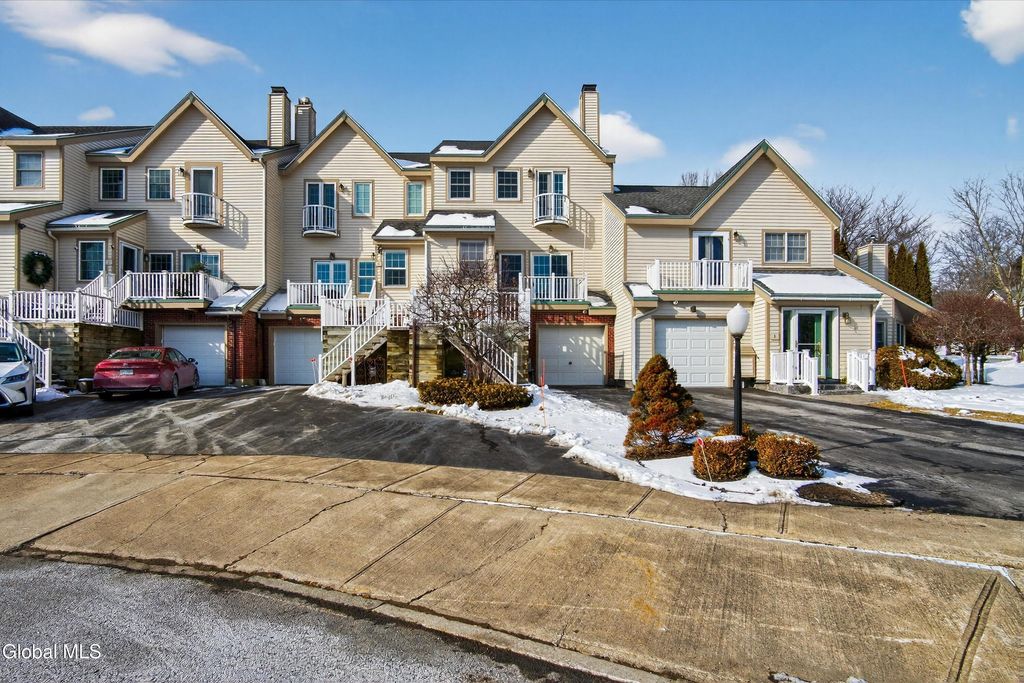 3 Beach Court, Saratoga Springs, Outside, NY 12866