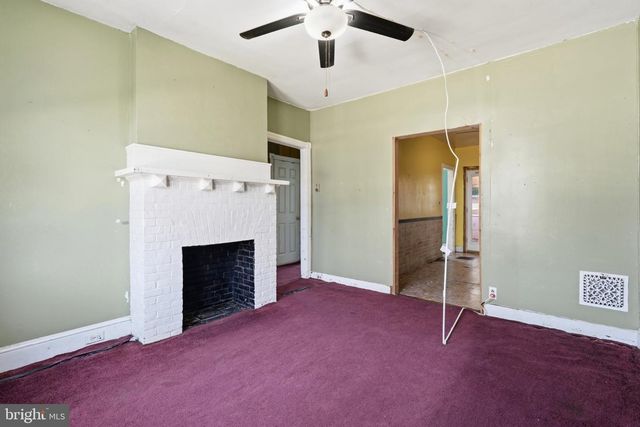 1 SPRUCE ST, Marcus Hook, PA 19061