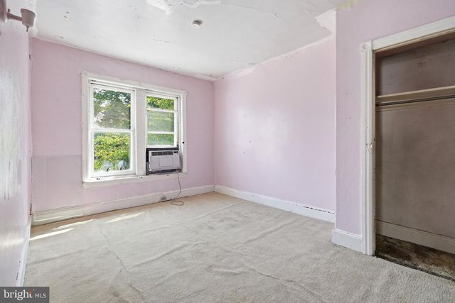 1 SPRUCE ST, Marcus Hook, PA 19061