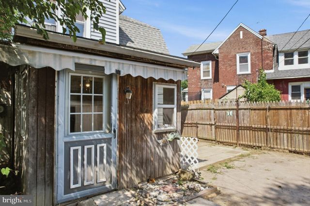 1 SPRUCE ST, Marcus Hook, PA 19061