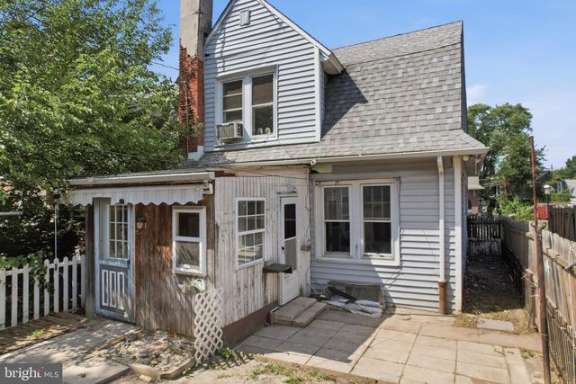 1 SPRUCE ST, Marcus Hook, PA 19061