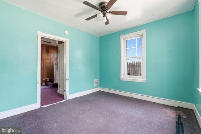 1 SPRUCE ST, Marcus Hook, PA 19061