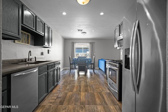 693 DESERT SAGE Drive, Horizon City, TX 79928