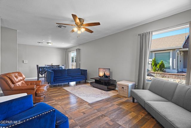 693 DESERT SAGE Drive, Horizon City, TX 79928