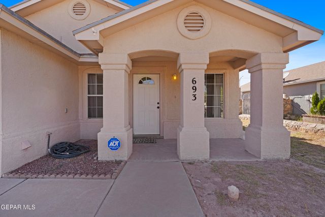 693 DESERT SAGE Drive, Horizon City, TX 79928