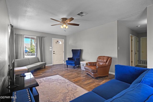693 DESERT SAGE Drive, Horizon City, TX 79928