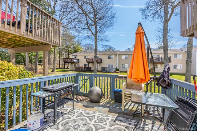 271 Lake Pointe Circle 271, Middle Island, NY 11953