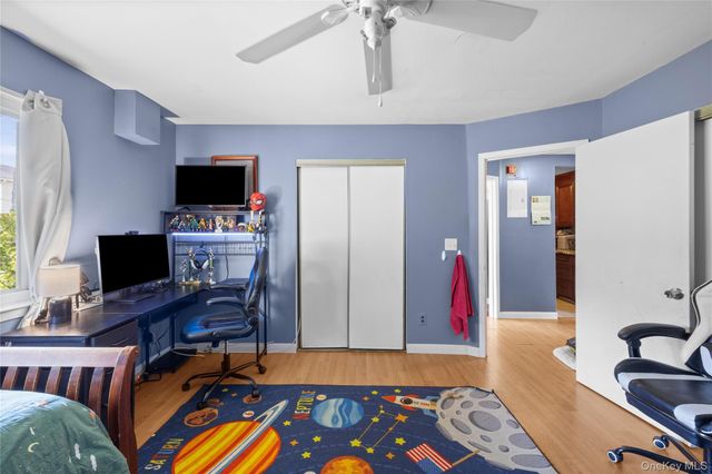 271 Lake Pointe Circle 271, Middle Island, NY 11953