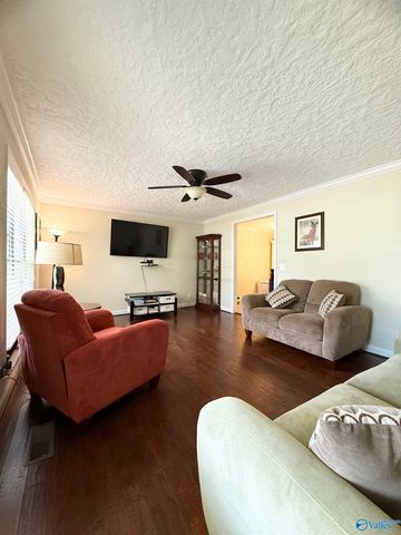 3915 Oak Breeze Road, Southside, AL 35907