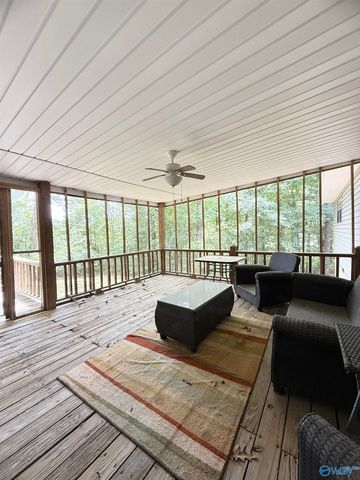 3915 Oak Breeze Road, Southside, AL 35907