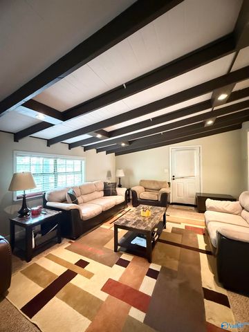 3915 Oak Breeze Road, Southside, AL 35907