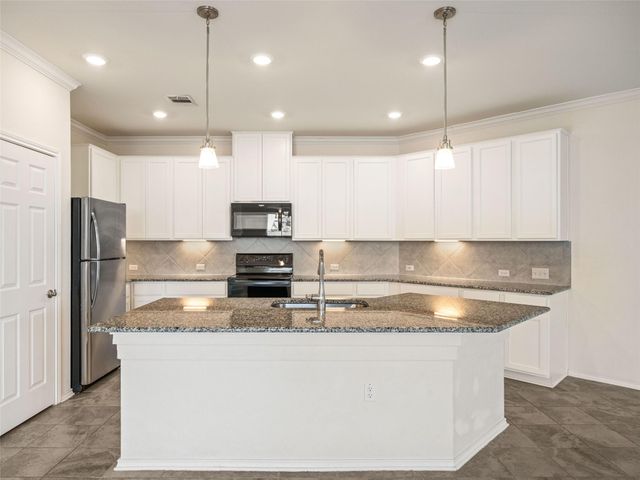 805 Sand Hill Branch DR, Austin, TX 78748