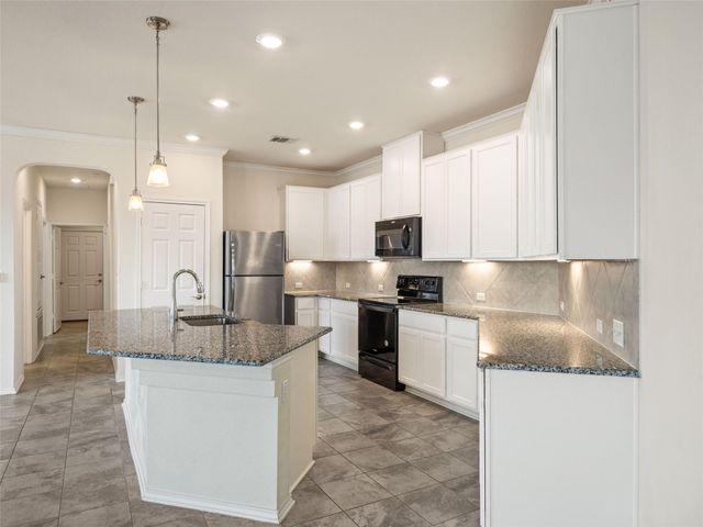 805 Sand Hill Branch DR, Austin, TX 78748