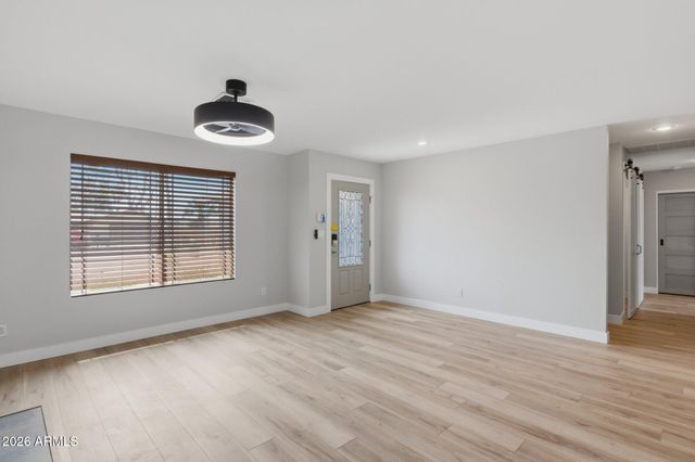 4922 W TOWNLEY Avenue, Glendale, AZ 85302