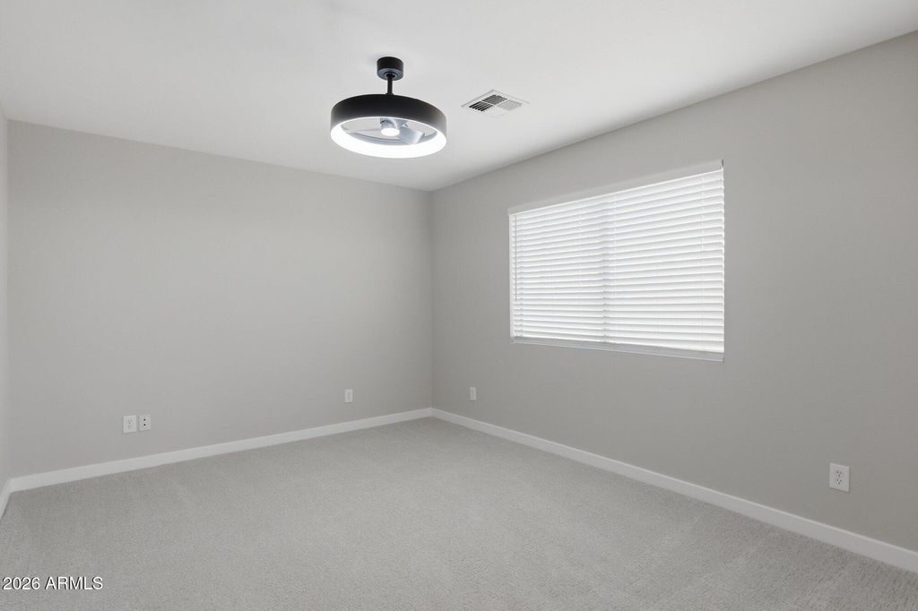 Image 22 of property listing at 4922 W TOWNLEY Avenue, Glendale, AZ 85302