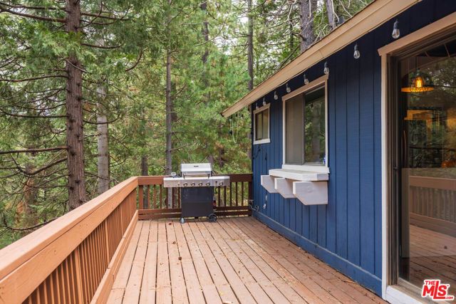 26645 Lake Forest Drive, Twin Peaks, CA 92391