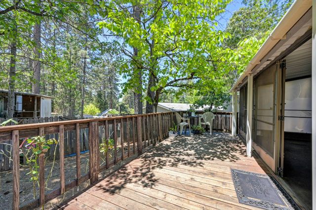 18607 Dunvegan Dr, Applegate, CA 95703