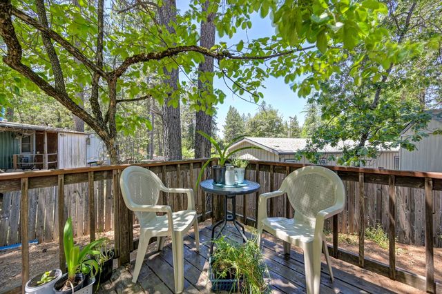 18607 Dunvegan Dr, Applegate, CA 95703