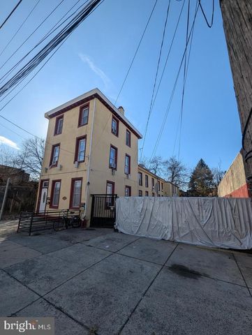 1439 N 17TH ST, Philadelphia, PA 19121