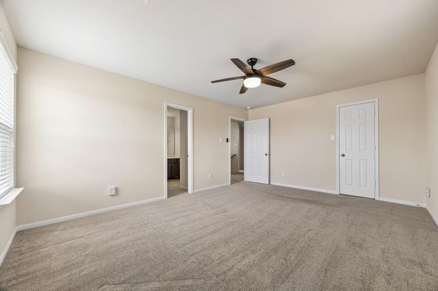 3010 Coachmaker Trl, Rosenberg, TX 77471