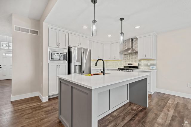 4105 Tyler Court, Manhattan, KS 66502