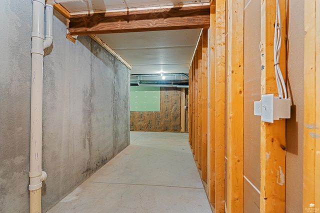 4105 Tyler Court, Manhattan, KS 66502