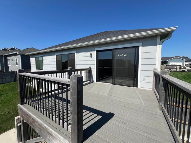 4105 Tyler Court, Manhattan, KS 66502