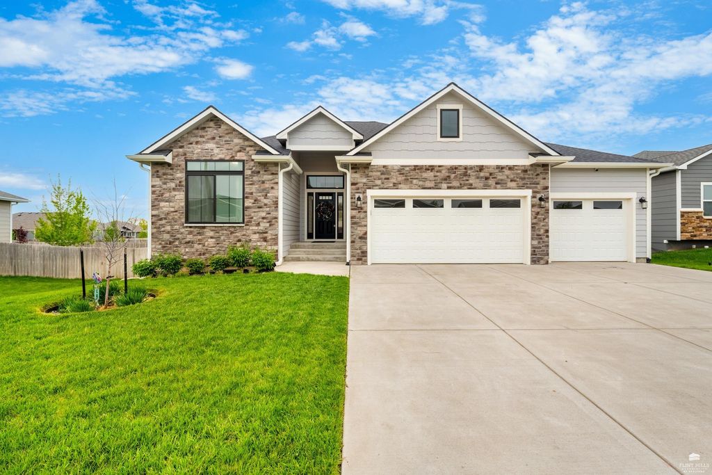 4105 Tyler Court, Manhattan, KS 66502