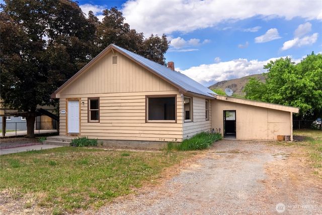 318 Lombard Street, Twisp, WA 98856