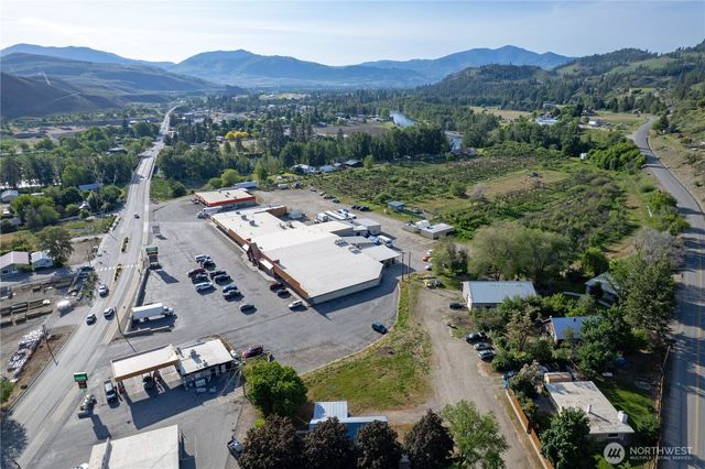 318 Lombard Street, Twisp, WA 98856