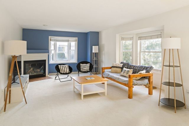 73 Half Crown Cir 73, Ashland, MA 01721