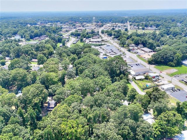 211 Mobley Circle, Monroe, GA 30655