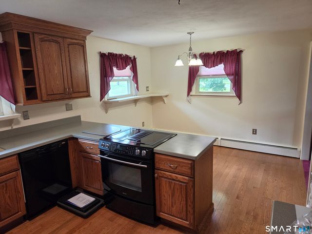 15 Russo Drive, Hamden, CT 06518