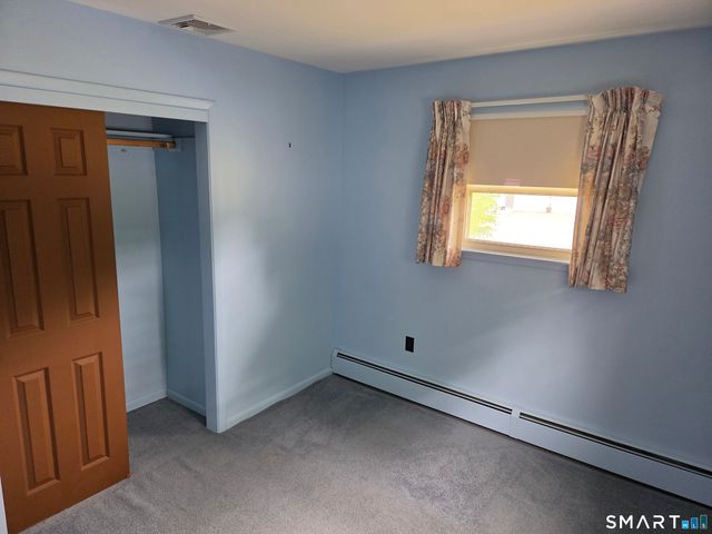 15 Russo Drive, Hamden, CT 06518