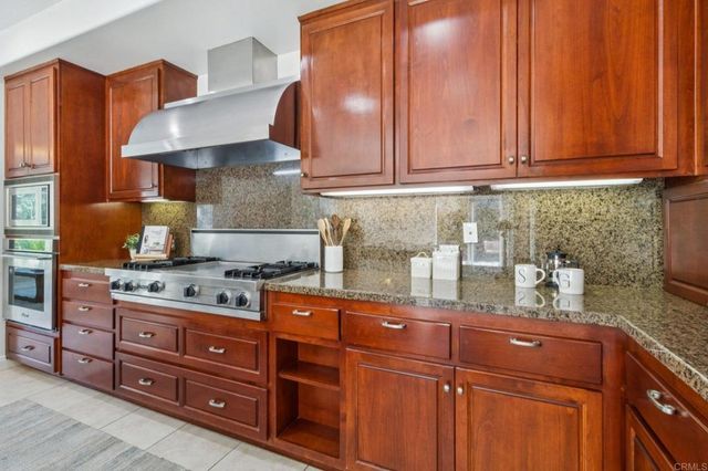 2535 San Clemente Avenue, Vista, CA 92084