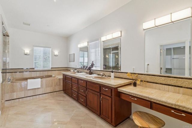 2535 San Clemente Avenue, Vista, CA 92084