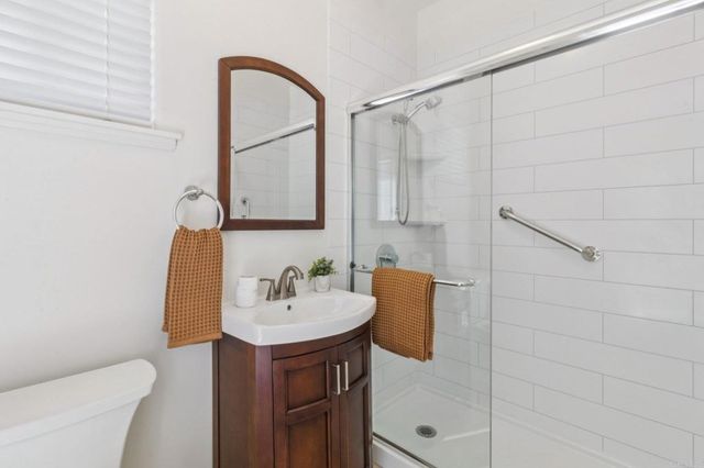 2535 San Clemente Avenue, Vista, CA 92084