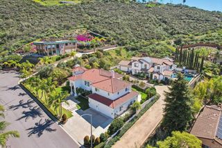 2535 San Clemente Avenue, Vista, CA 92084