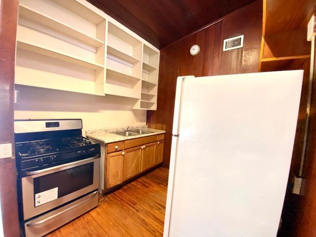 735 46th Street, West Palm Beach, FL 33407