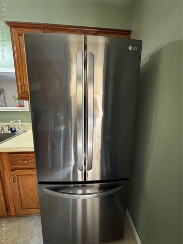 948 Van Sull Street, Westland, MI 48185