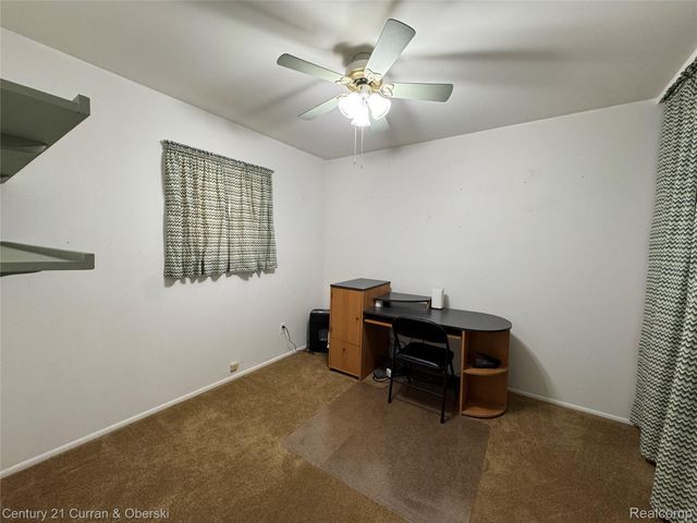 948 Van Sull Street, Westland, MI 48185